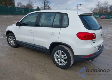 2013 Volkswagen Tiguan S из США, поврежденный, VIN WVGAV7AX0DW516965